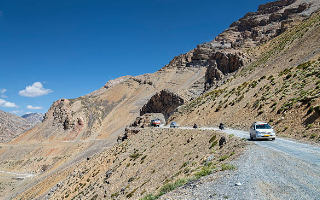 Travel the World’s Dangerous Karakoram Death Road